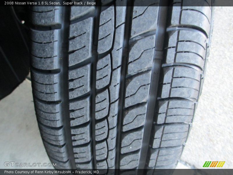 Super Black / Beige 2008 Nissan Versa 1.8 SL Sedan