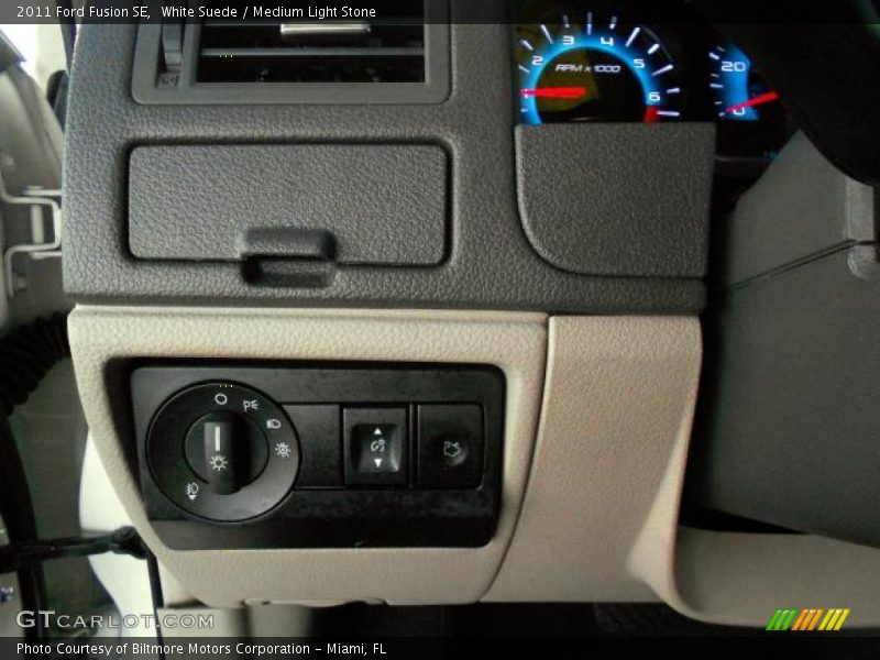White Suede / Medium Light Stone 2011 Ford Fusion SE