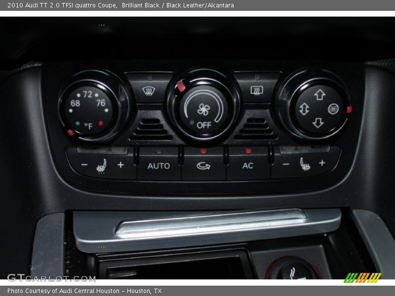 Controls of 2010 TT 2.0 TFSI quattro Coupe