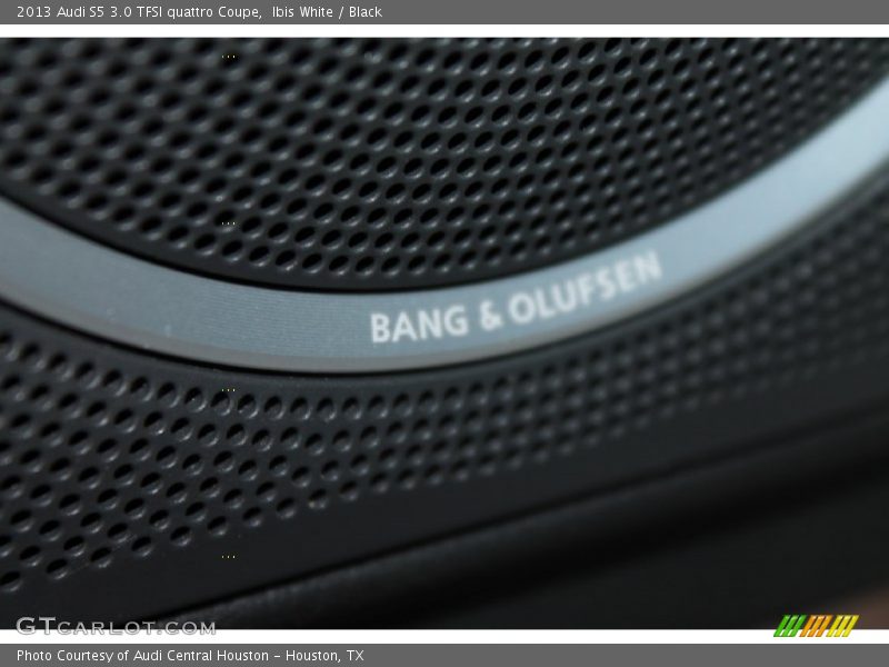 Ibis White / Black 2013 Audi S5 3.0 TFSI quattro Coupe