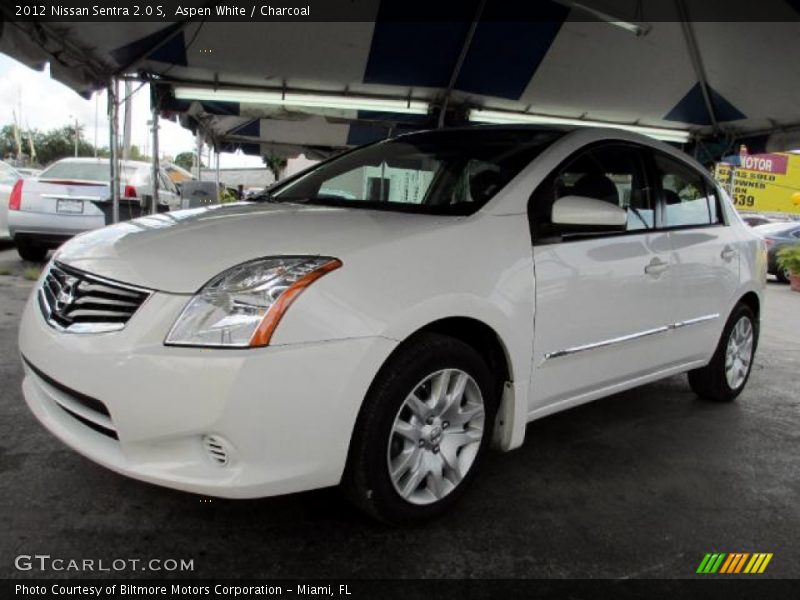 Aspen White / Charcoal 2012 Nissan Sentra 2.0 S