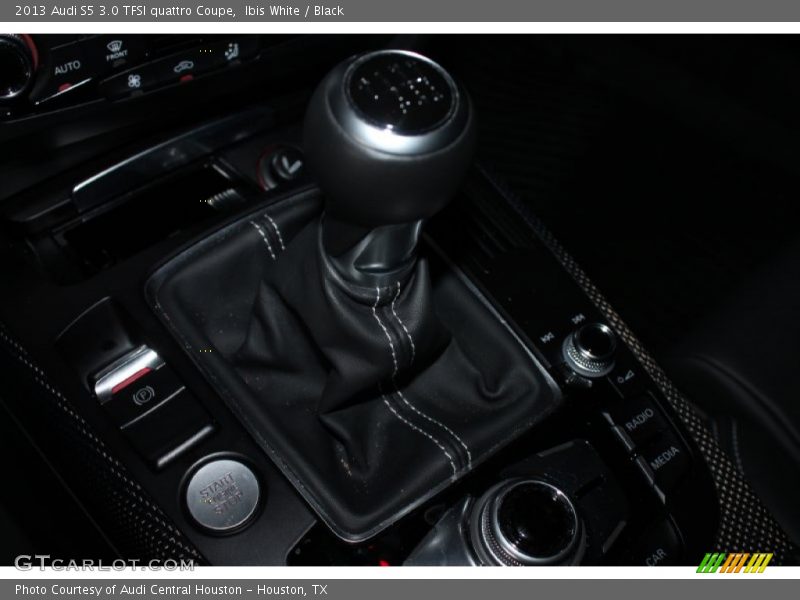 Ibis White / Black 2013 Audi S5 3.0 TFSI quattro Coupe