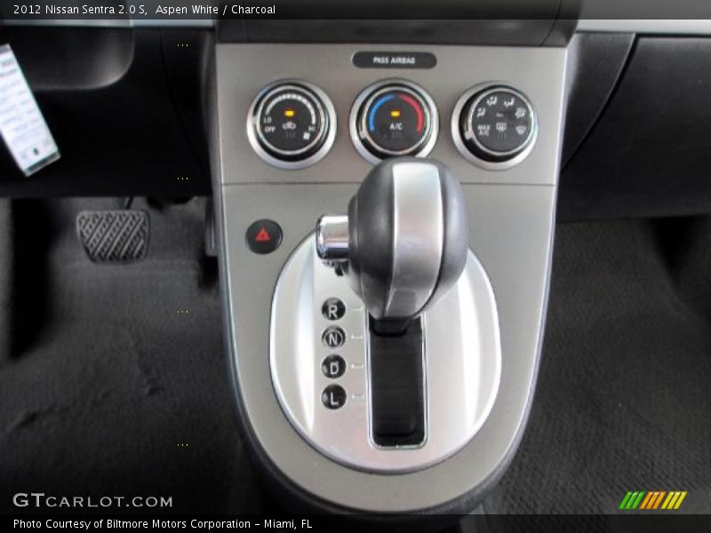 Aspen White / Charcoal 2012 Nissan Sentra 2.0 S