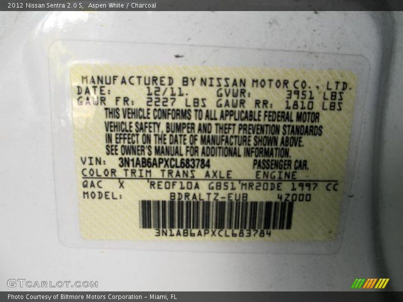 Aspen White / Charcoal 2012 Nissan Sentra 2.0 S