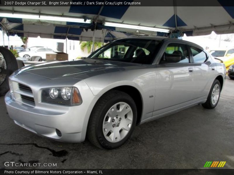 Bright Silver Metallic / Dark Slate Gray/Light Graystone 2007 Dodge Charger SE