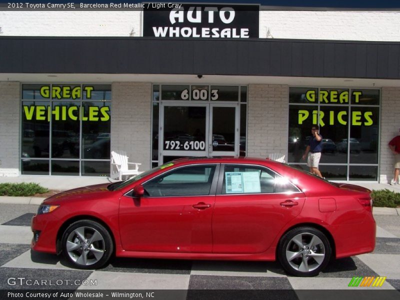 Barcelona Red Metallic / Light Gray 2012 Toyota Camry SE