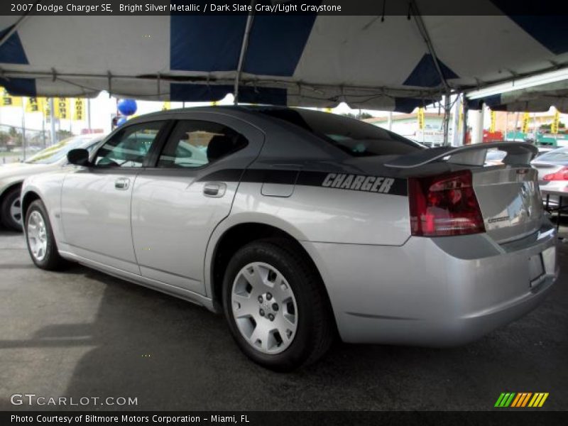 Bright Silver Metallic / Dark Slate Gray/Light Graystone 2007 Dodge Charger SE
