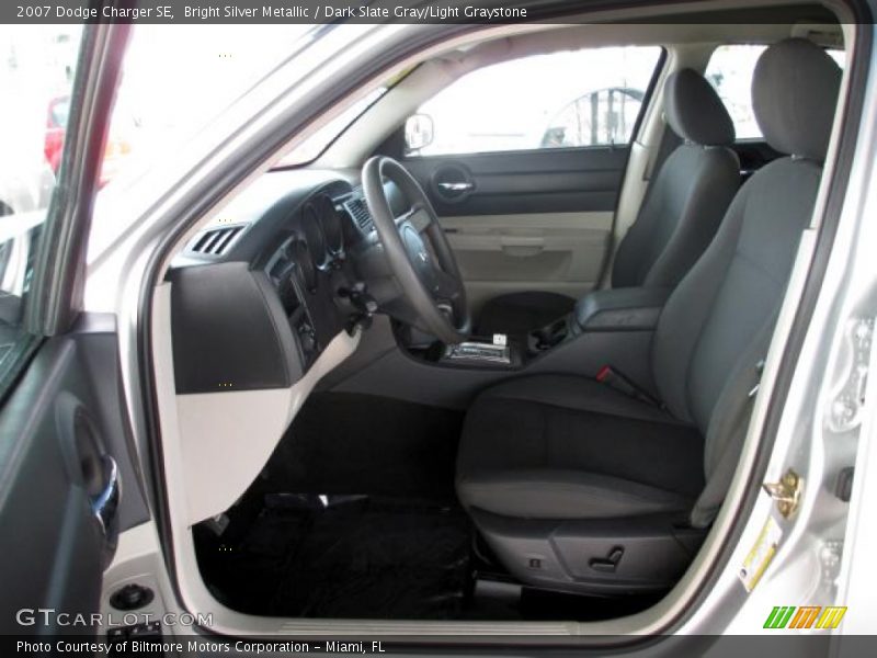 Bright Silver Metallic / Dark Slate Gray/Light Graystone 2007 Dodge Charger SE