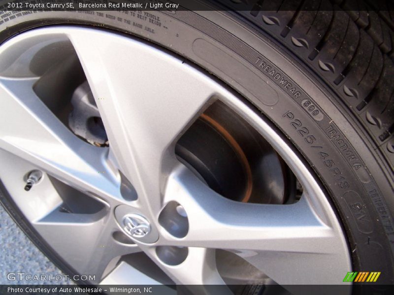 Barcelona Red Metallic / Light Gray 2012 Toyota Camry SE