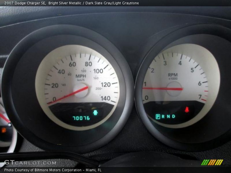 Bright Silver Metallic / Dark Slate Gray/Light Graystone 2007 Dodge Charger SE