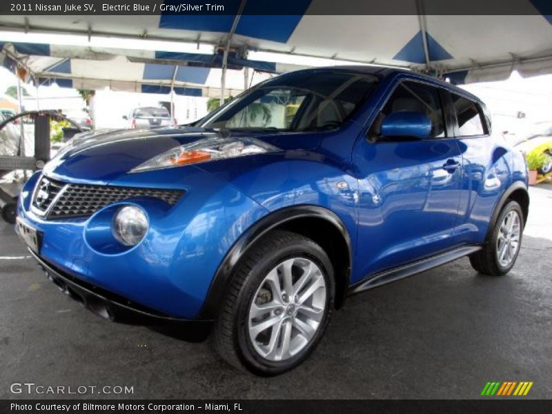 Electric Blue / Gray/Silver Trim 2011 Nissan Juke SV