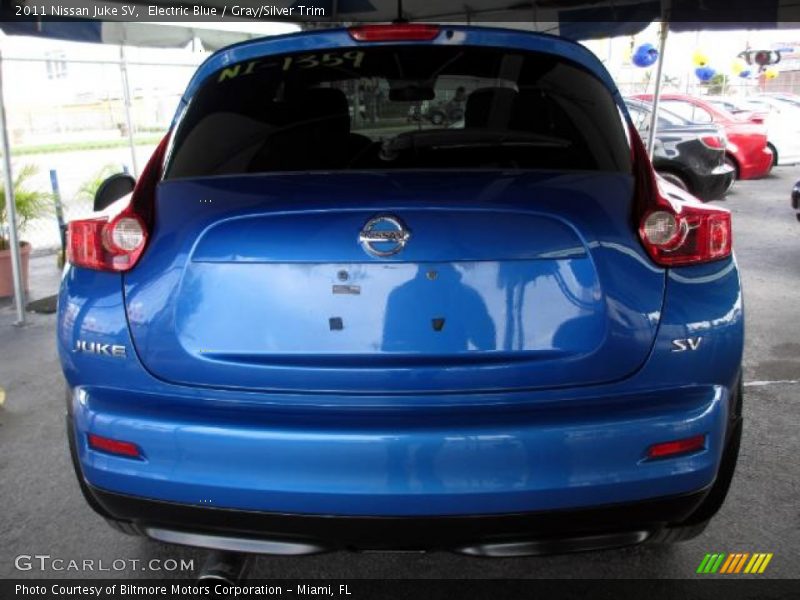 Electric Blue / Gray/Silver Trim 2011 Nissan Juke SV