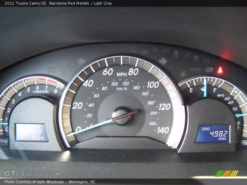 Barcelona Red Metallic / Light Gray 2012 Toyota Camry SE
