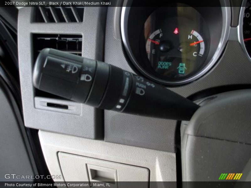 Black / Dark Khaki/Medium Khaki 2007 Dodge Nitro SLT