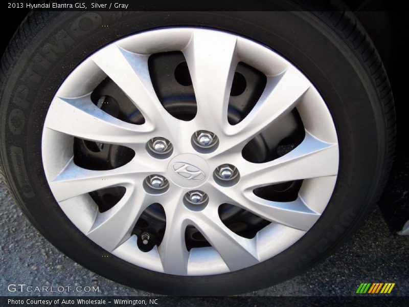 Silver / Gray 2013 Hyundai Elantra GLS