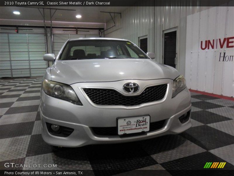 Classic Silver Metallic / Dark Charcoal 2010 Toyota Camry SE