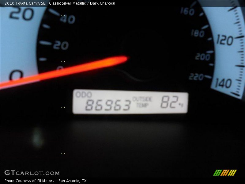 Classic Silver Metallic / Dark Charcoal 2010 Toyota Camry SE