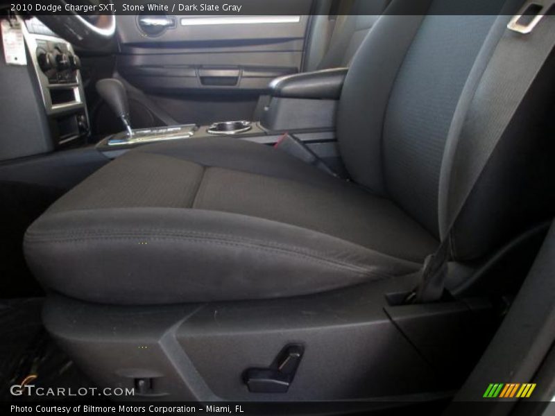 Stone White / Dark Slate Gray 2010 Dodge Charger SXT