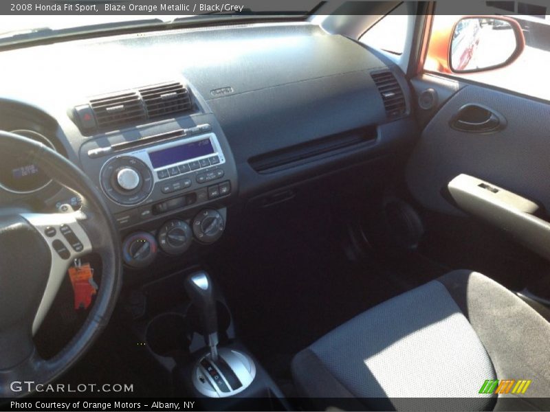 Blaze Orange Metallic / Black/Grey 2008 Honda Fit Sport