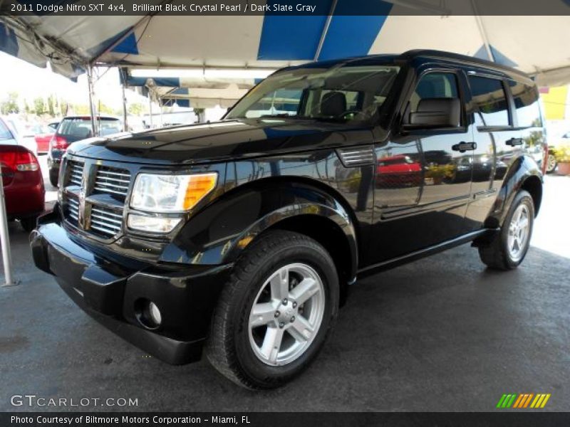 Brilliant Black Crystal Pearl / Dark Slate Gray 2011 Dodge Nitro SXT 4x4