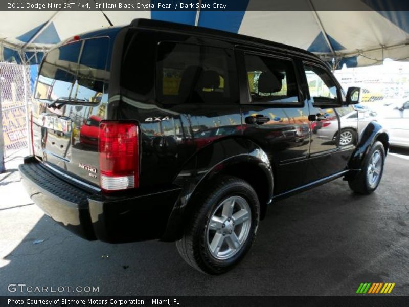 Brilliant Black Crystal Pearl / Dark Slate Gray 2011 Dodge Nitro SXT 4x4