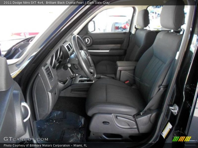 Brilliant Black Crystal Pearl / Dark Slate Gray 2011 Dodge Nitro SXT 4x4