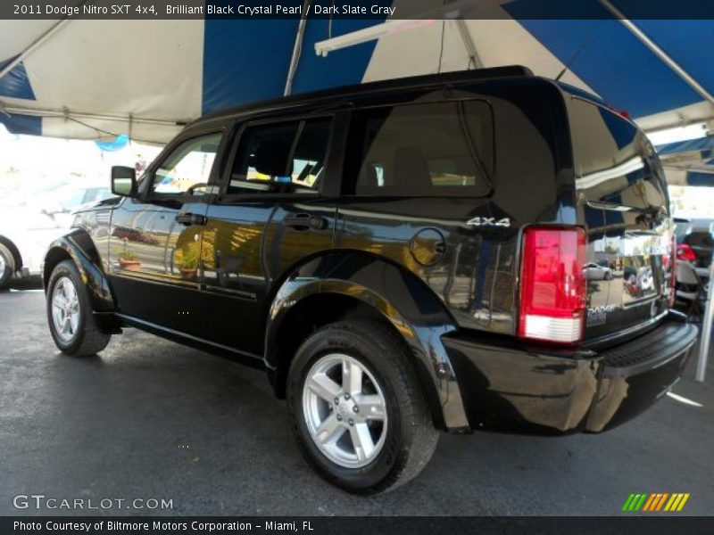 Brilliant Black Crystal Pearl / Dark Slate Gray 2011 Dodge Nitro SXT 4x4