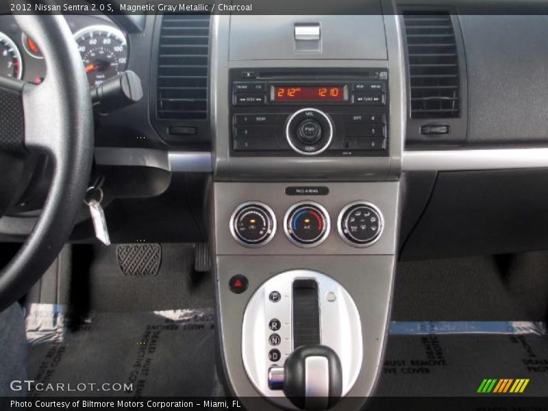 Magnetic Gray Metallic / Charcoal 2012 Nissan Sentra 2.0 S
