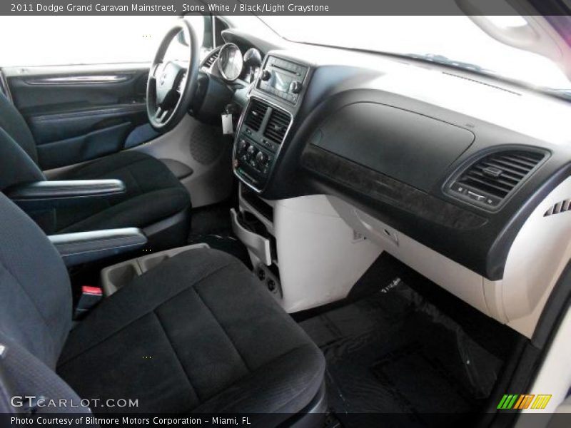 Stone White / Black/Light Graystone 2011 Dodge Grand Caravan Mainstreet