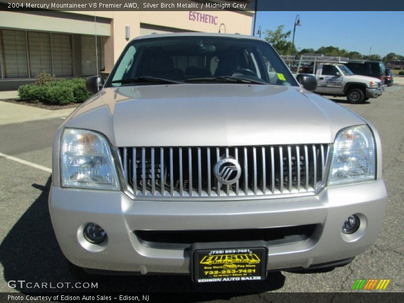 Silver Birch Metallic / Midnight Grey 2004 Mercury Mountaineer V8 Premier AWD