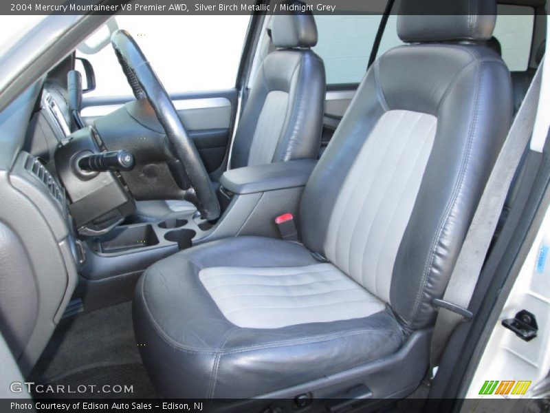 Front Seat of 2004 Mountaineer V8 Premier AWD