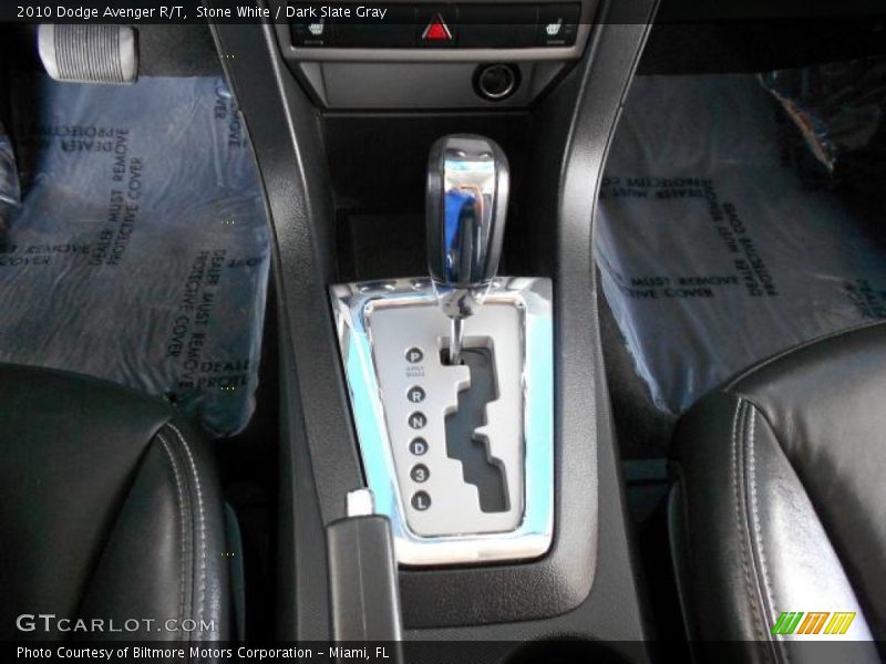 Stone White / Dark Slate Gray 2010 Dodge Avenger R/T