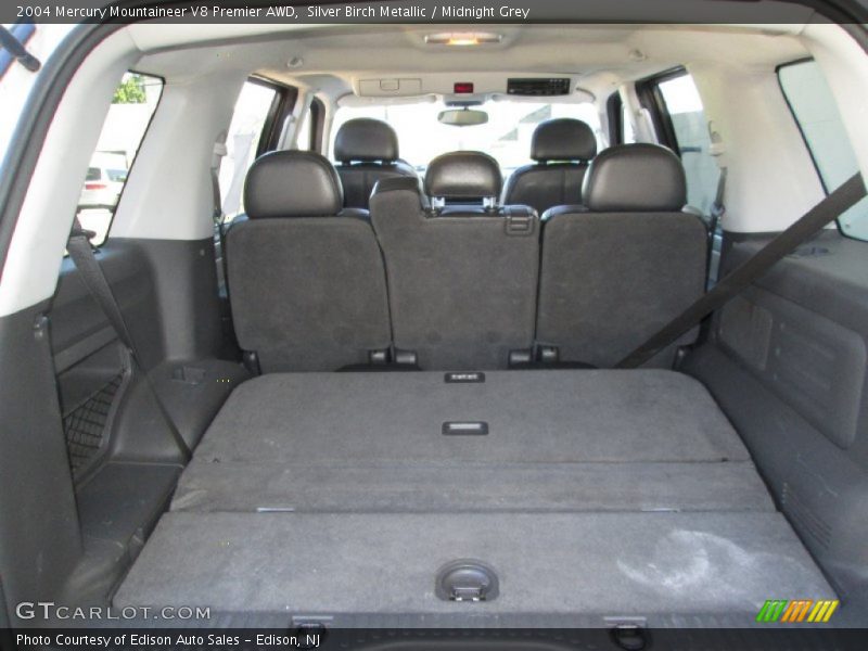  2004 Mountaineer V8 Premier AWD Trunk