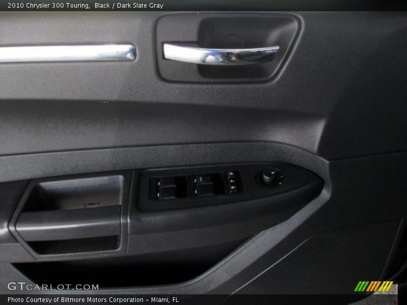 Black / Dark Slate Gray 2010 Chrysler 300 Touring