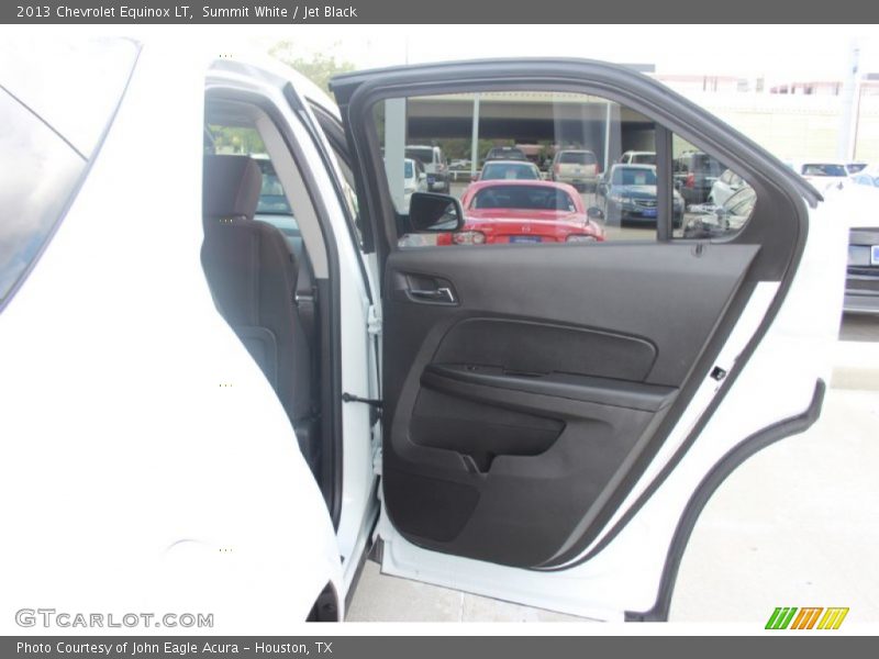 Summit White / Jet Black 2013 Chevrolet Equinox LT