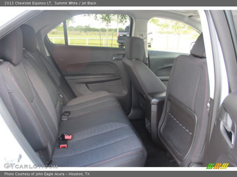 Summit White / Jet Black 2013 Chevrolet Equinox LT