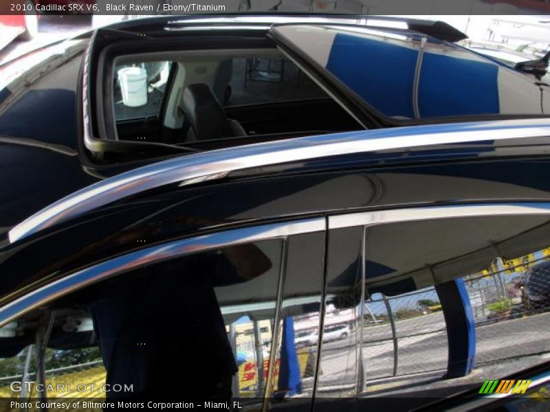 Black Raven / Ebony/Titanium 2010 Cadillac SRX V6