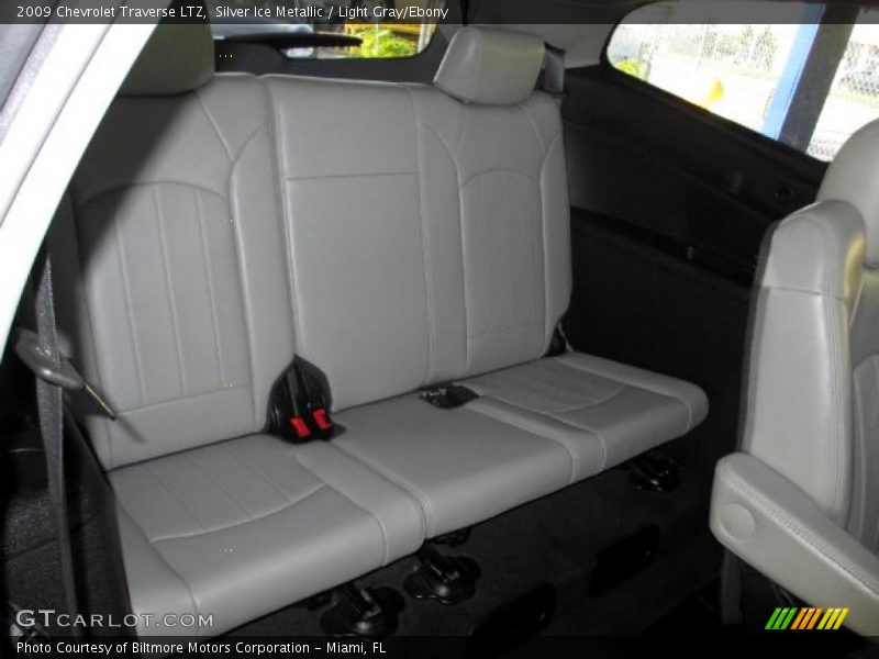 Silver Ice Metallic / Light Gray/Ebony 2009 Chevrolet Traverse LTZ