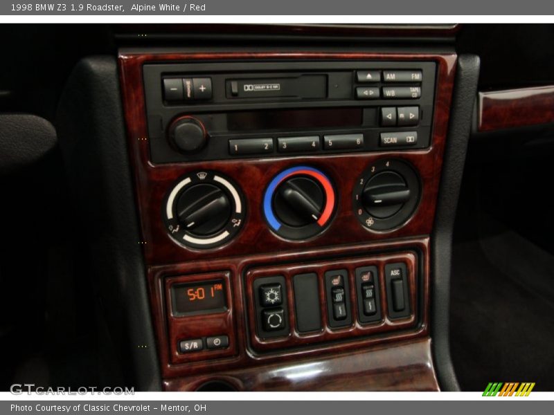 Controls of 1998 Z3 1.9 Roadster