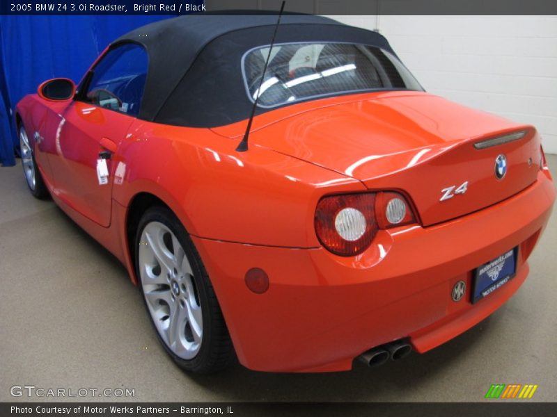 Bright Red / Black 2005 BMW Z4 3.0i Roadster