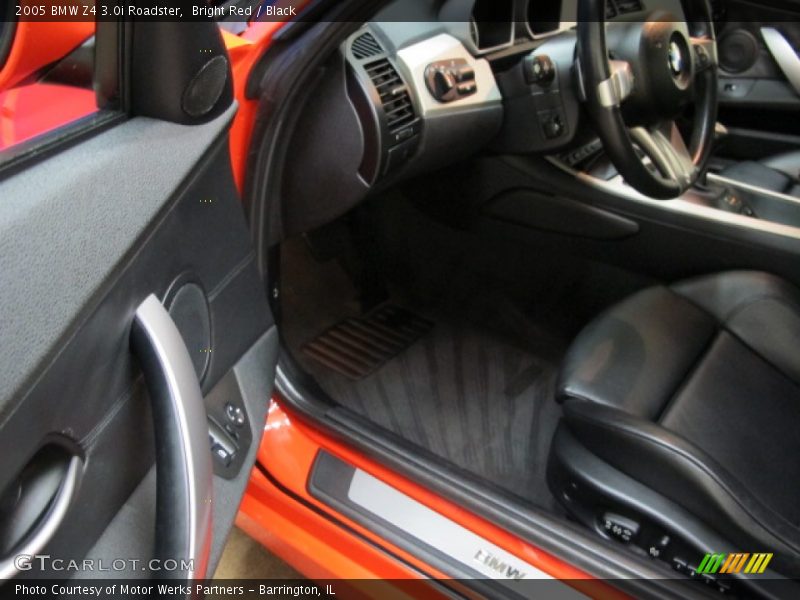 Bright Red / Black 2005 BMW Z4 3.0i Roadster