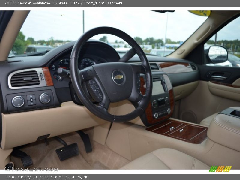 Black / Ebony/Light Cashmere 2007 Chevrolet Avalanche LTZ 4WD
