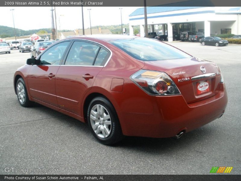 Red Brick Metallic / Charcoal 2009 Nissan Altima 2.5 S