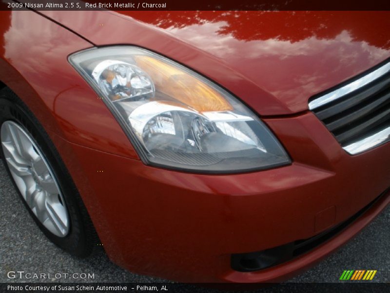 Red Brick Metallic / Charcoal 2009 Nissan Altima 2.5 S