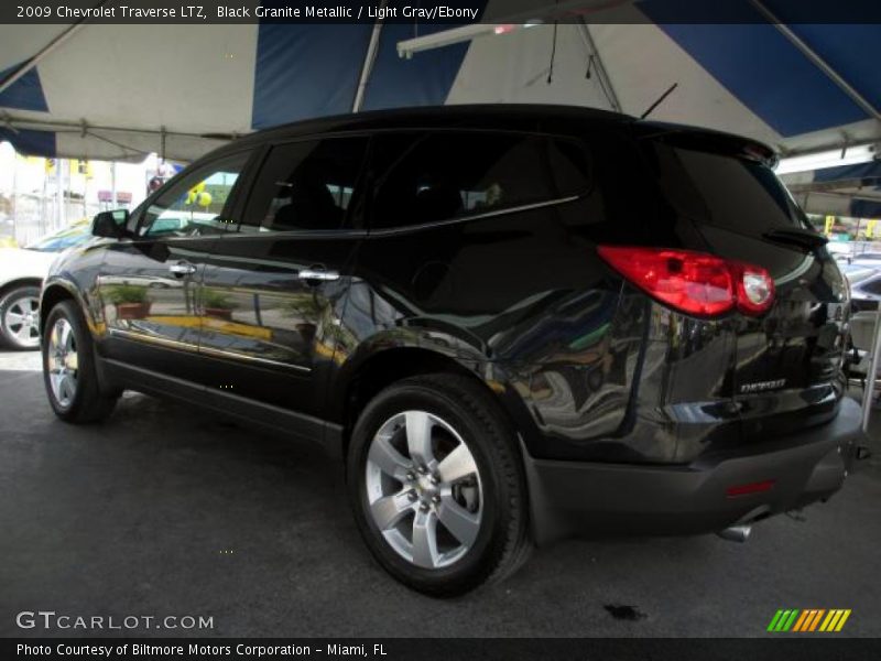 Black Granite Metallic / Light Gray/Ebony 2009 Chevrolet Traverse LTZ