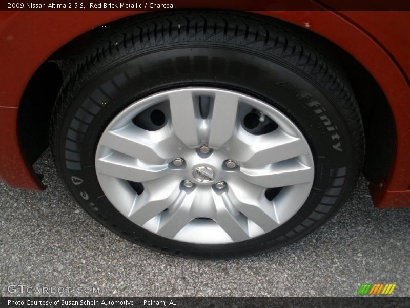 Red Brick Metallic / Charcoal 2009 Nissan Altima 2.5 S