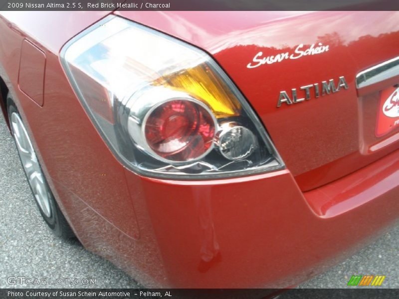 Red Brick Metallic / Charcoal 2009 Nissan Altima 2.5 S