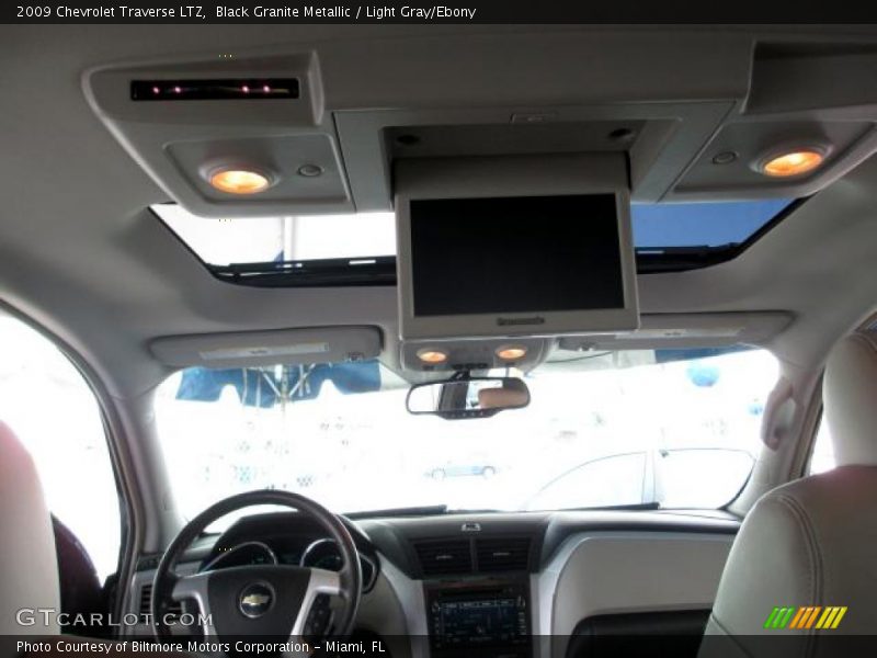 Black Granite Metallic / Light Gray/Ebony 2009 Chevrolet Traverse LTZ