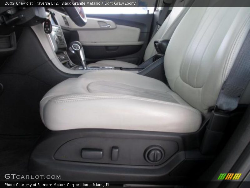 Black Granite Metallic / Light Gray/Ebony 2009 Chevrolet Traverse LTZ