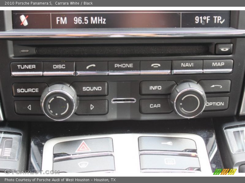 Controls of 2010 Panamera S